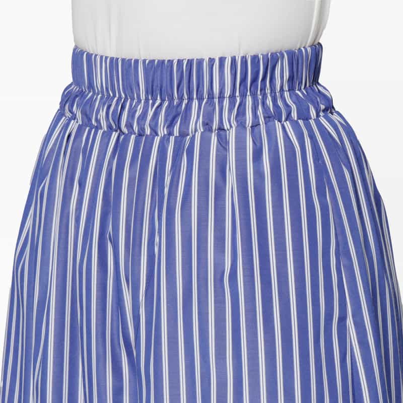 BARNEYS NEW YORK ウォッシャブル シンメトリーストライプ柄スカート BLUE