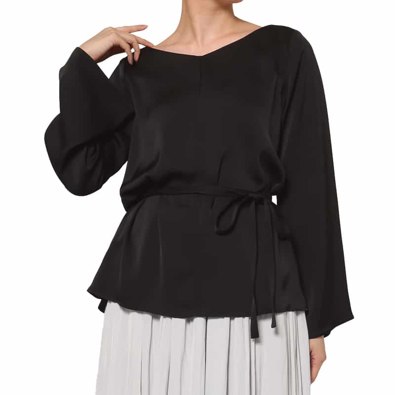 BARNEYS NEW YORK ウォッシャブル サテン素材Vネックウエストリボンブラウス BLACK