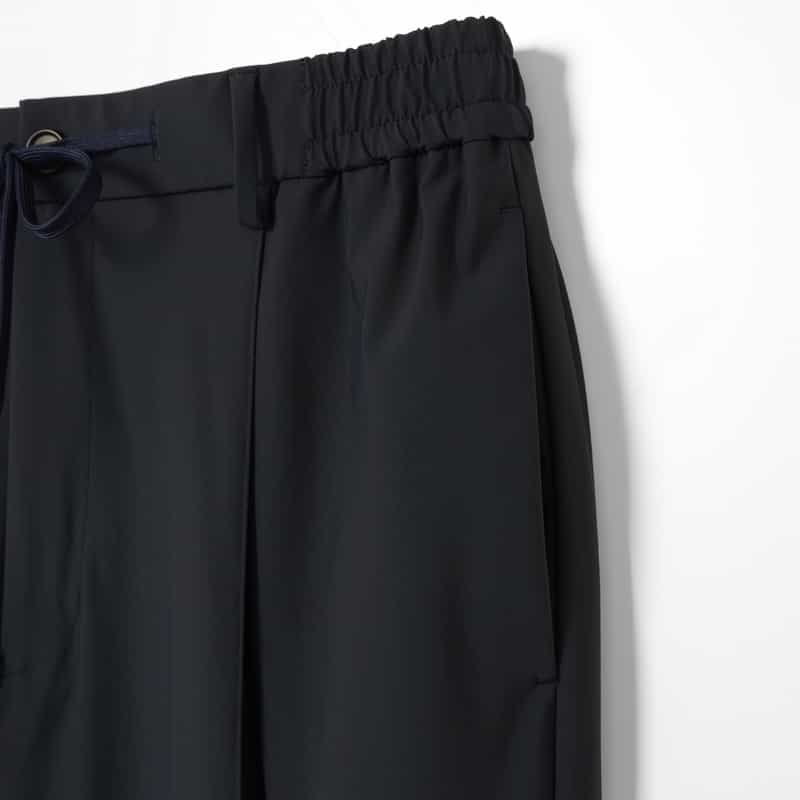 BARNEYS NEW YORK セットアップ ストレートパンツ NAVY