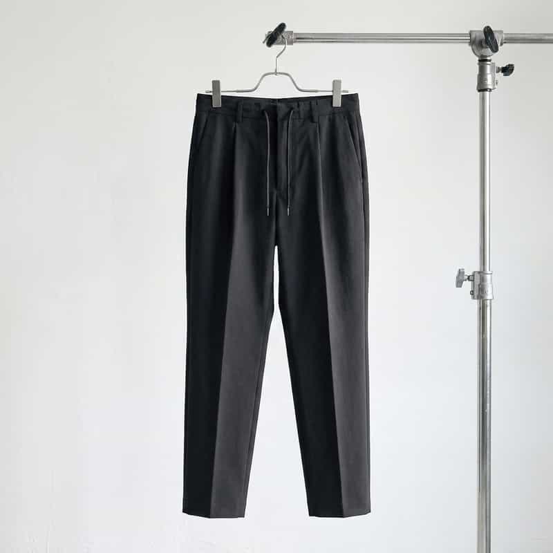 BARNEYS NEW YORK セットアップ ストレートパンツ NAVY
