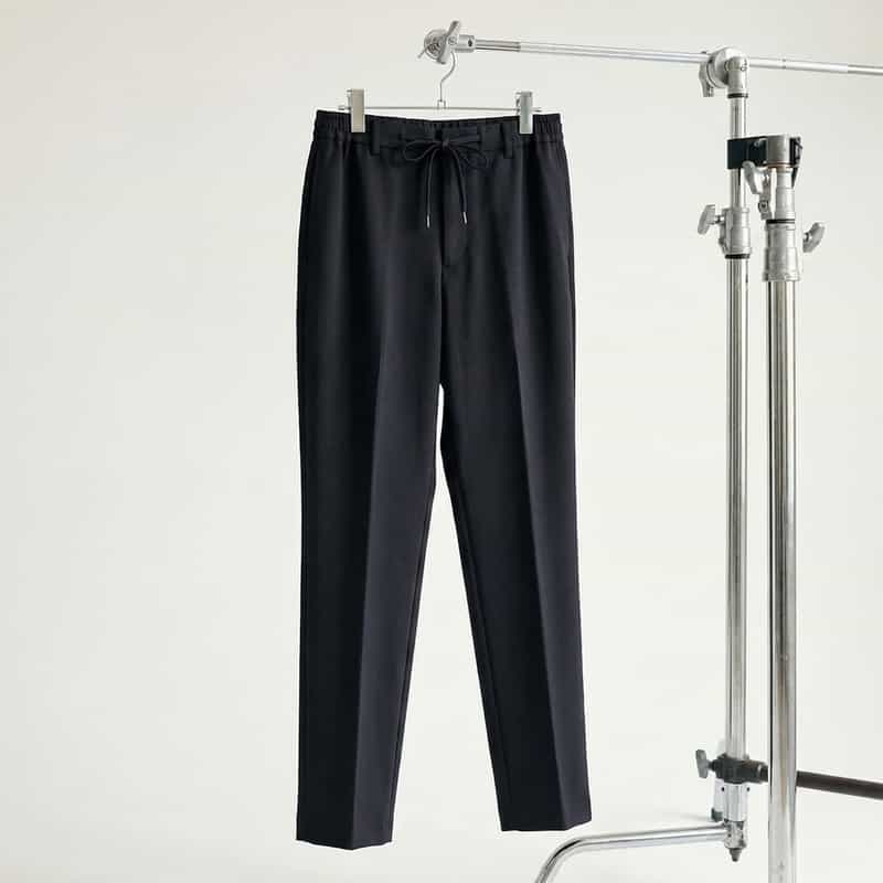 BARNEYS NEW YORK セットアップ テーパードパンツ NAVY