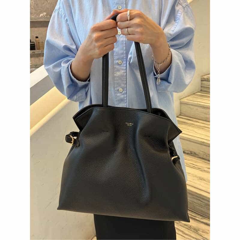 VIOLAD’ORO VIOLAD’ORO ＜ヴィオラドーロ＞ ベルト付きレザートートバッグ BLACK