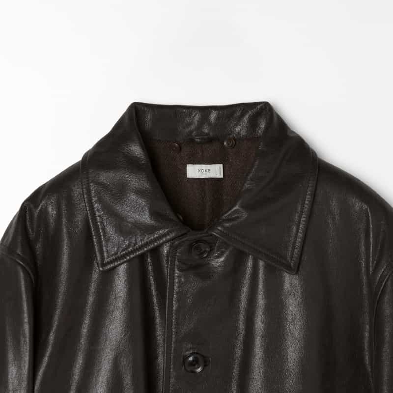 YOKE YOKE＜ヨーク＞ レザーカーコート DARK BROWN