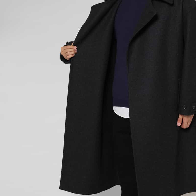 YOKE YOKE＜ヨーク＞ ダブルブレストリバーコート GRAY