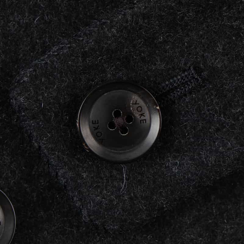 YOKE YOKE＜ヨーク＞ ダブルブレストリバーコート GRAY