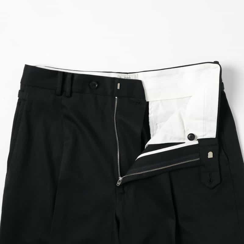 YOKE YOKE＜ヨーク＞ ワイドテーパードパンツ BLACK