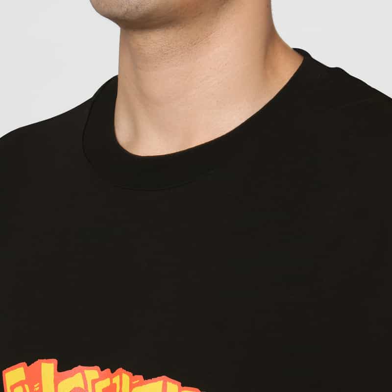 VOWELS VOWELS＜バウルズ＞ ロゴ入りTシャツ BLACK