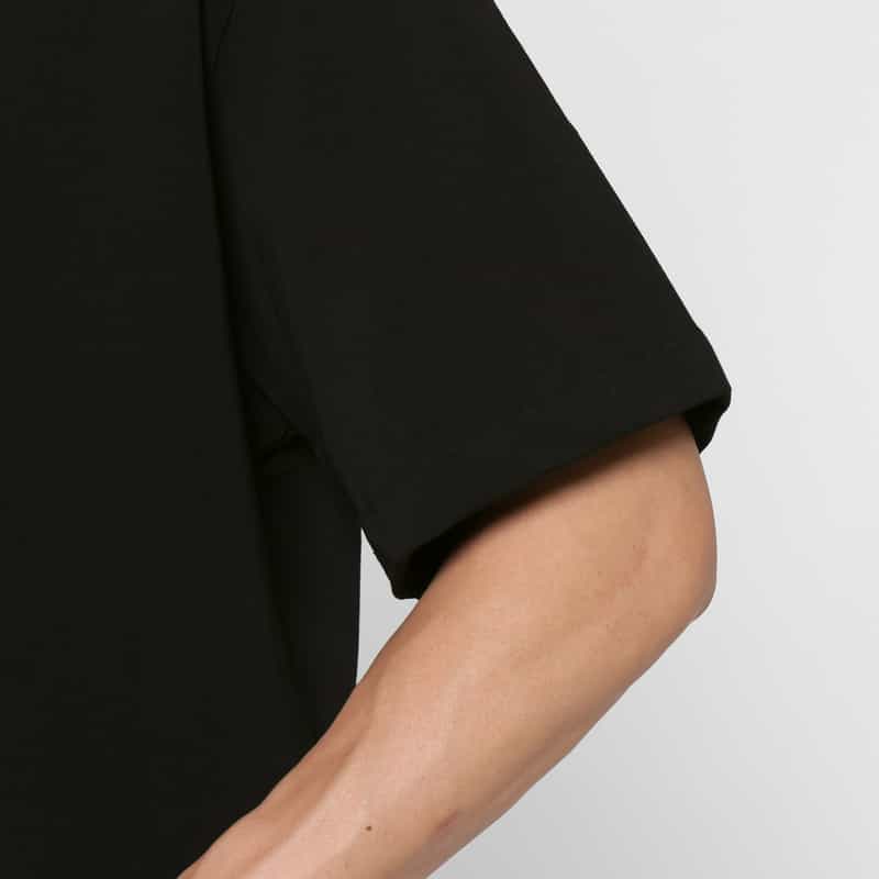 VOWELS VOWELS＜バウルズ＞ ロゴ入りTシャツ BLACK