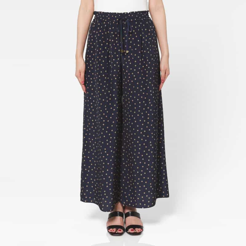 BARNEYS NEW YORK セットアップ ウォッシャブル ランダムドット柄ドローストリング付きギャザーワイドパンツ NAVY