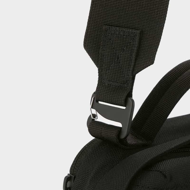 SANDQVIST SANDQVIST＜サンドクヴィスト＞ ショルダーバッグ BLACK