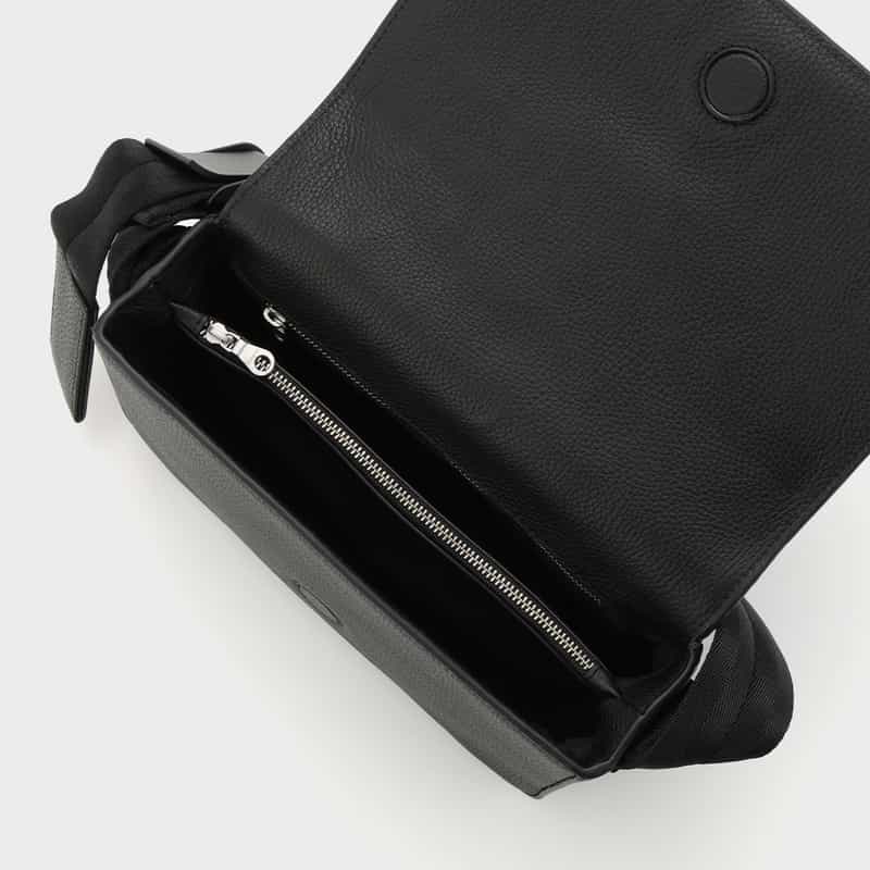 SANDQVIST SANDQVIST＜サンドクヴィスト＞ ボディバッグ BLACK