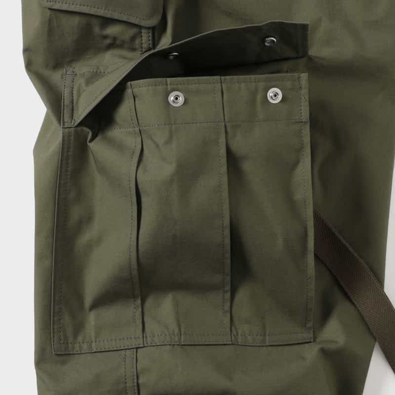 SACAI SACAI＜サカイ＞ カーゴパンツ KHAKI