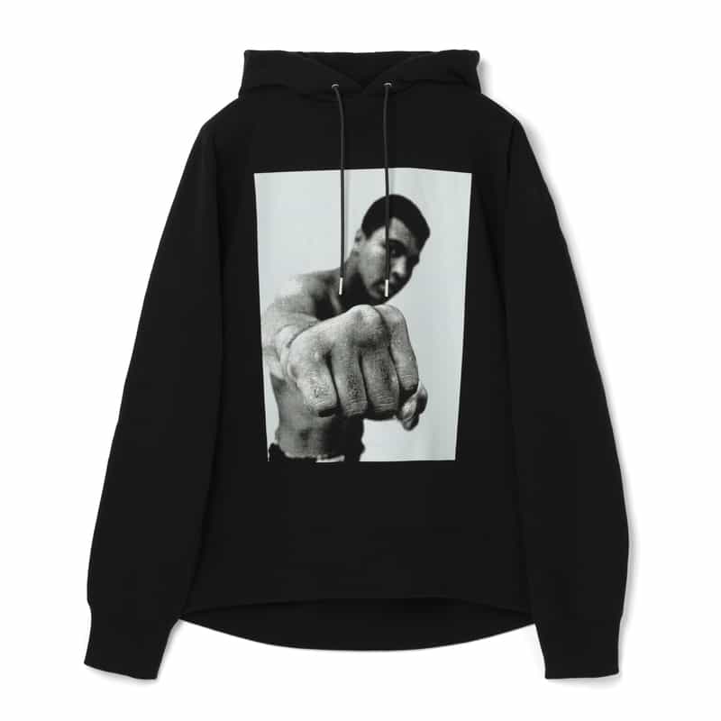 SACAI＜サカイ＞ グラフィックスウェットフーディ