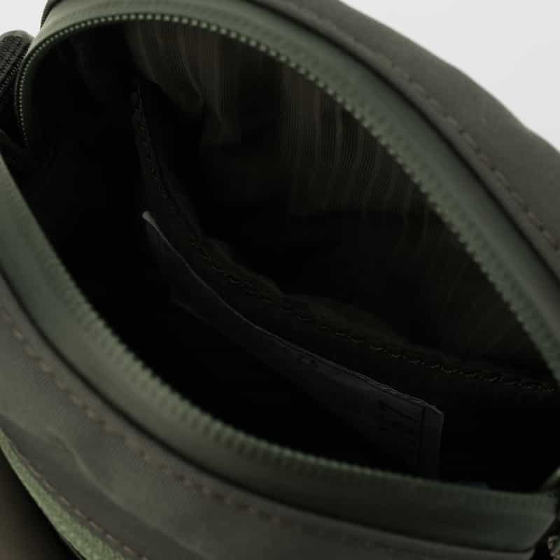 SACAI SACAI＜サカイ＞ ボディバッグ KHAKI
