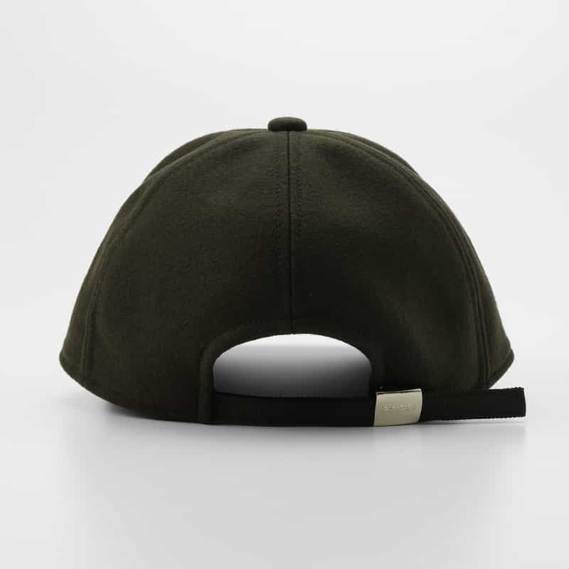 SACAI SACAI＜サカイ＞ ロゴ入りキャップ KHAKI