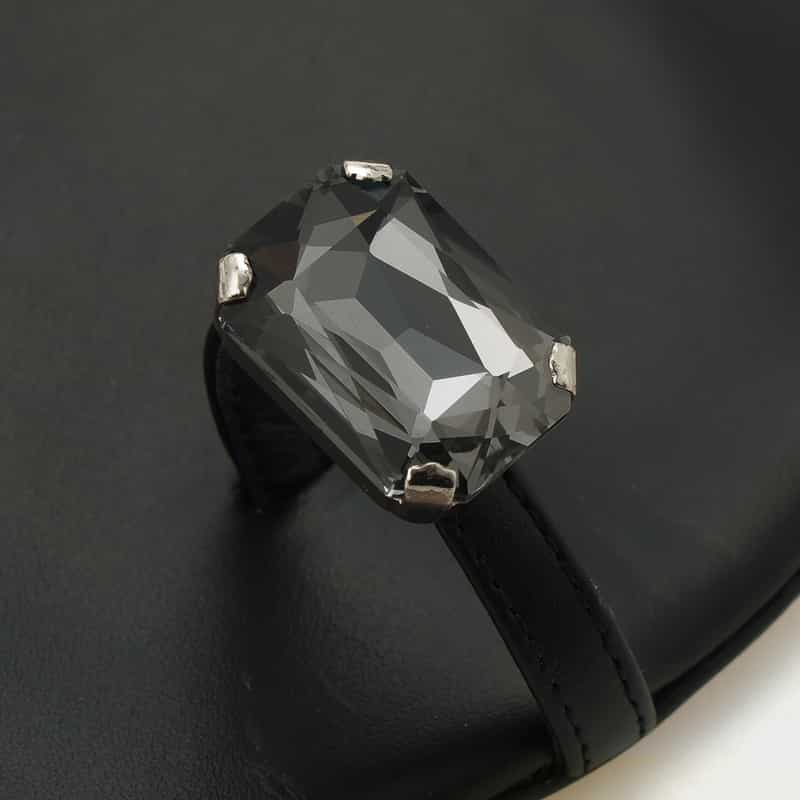 IL SANDALO OF CAPRI IL SANDALO OF CAPRI ＜イル サンダロ オブ カプリ＞ ビジュー付きトングサンダル BLACK