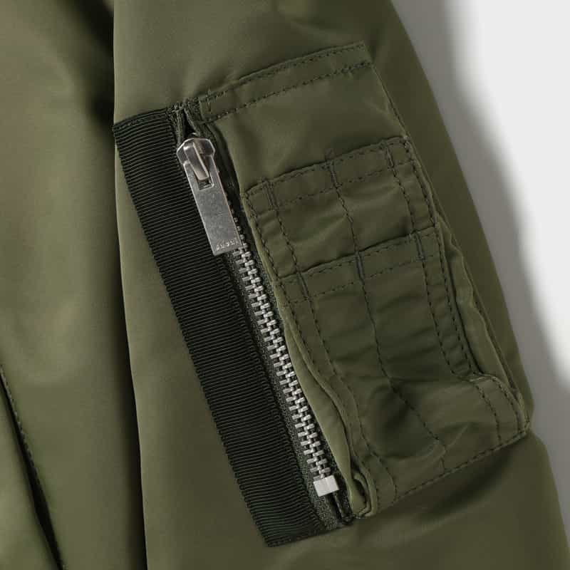SACAI SACAI＜サカイ＞ ナイロンツイルブルゾン KHAKI