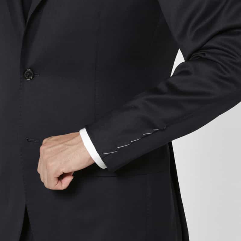 BARNEYS NEW YORK ヘリンボーン柄スーツ"MADISON GOLD"（ロロピアーナ社製ウール使用） NAVY