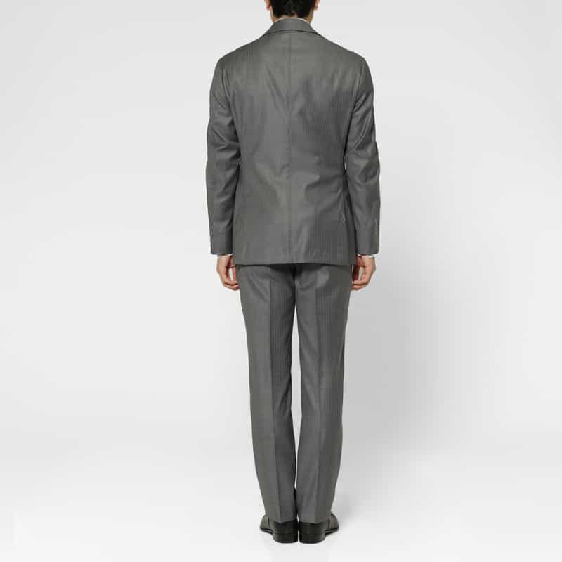 BARNEYS NEW YORK ストライプ柄スーツ"MADISON GOLD"（ロロピアーナ社製ウール使用） GRAY