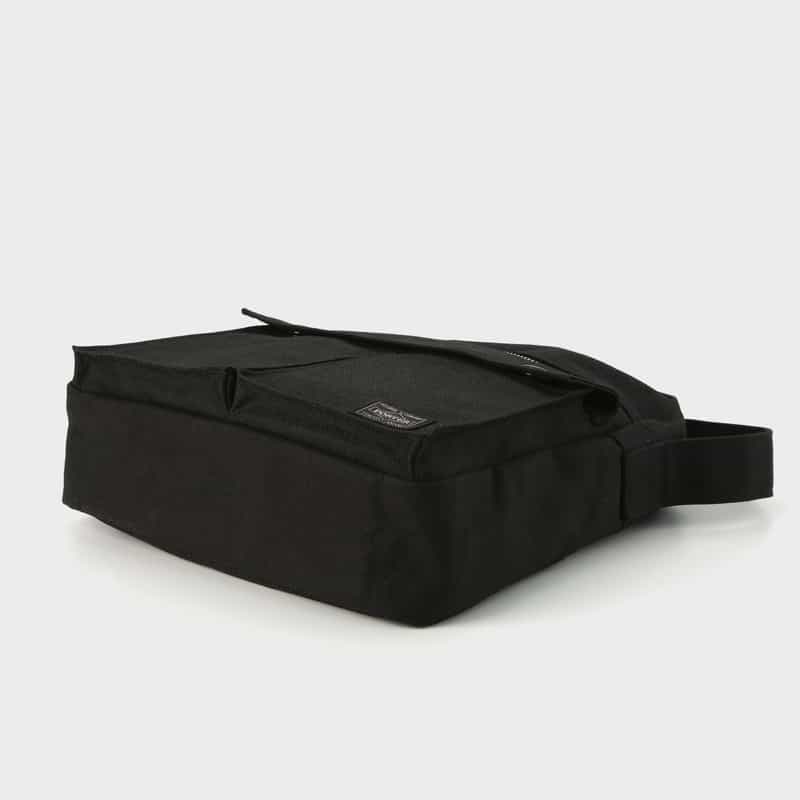 PORTER PORTER＜ポーター＞ ショルダーバッグ"SMOKY" BLACK