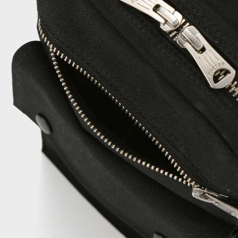 PORTER PORTER＜ポーター＞ スリングショルダーバッグ"SMOKY" BLACK
