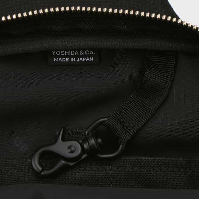 PORTER PORTER＜ポーター＞ スリングショルダーバッグ"SMOKY" BLACK