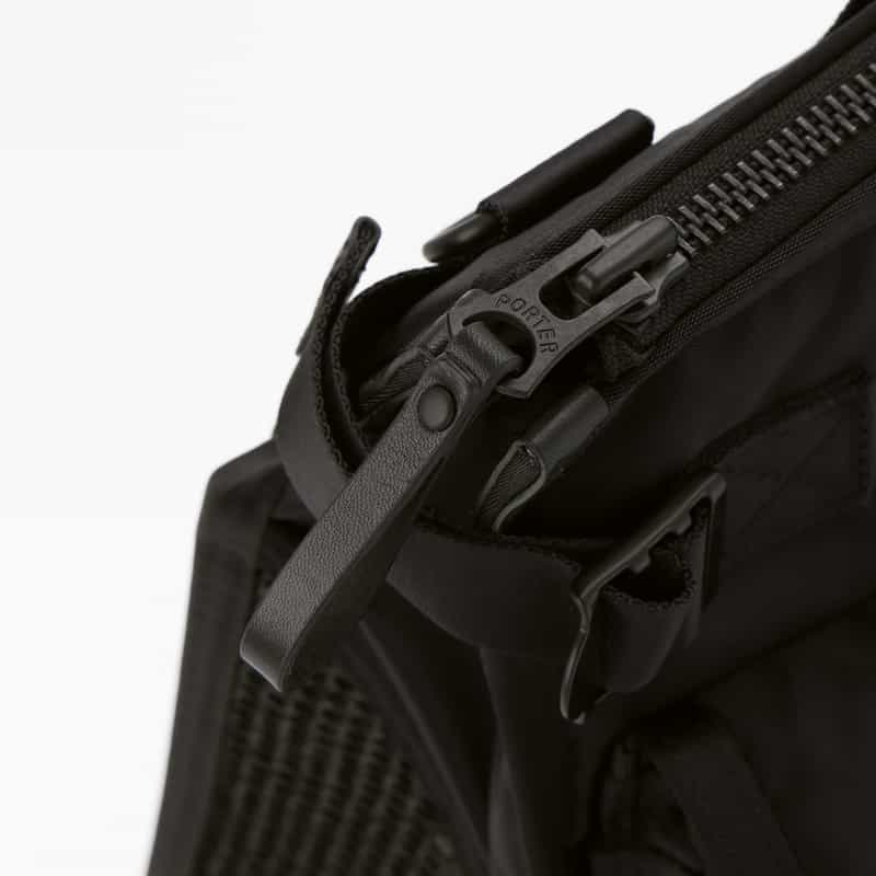 PORTER PORTER＜ポーター＞ ヘルメットトートバッグ“BOUNCE" BLACK