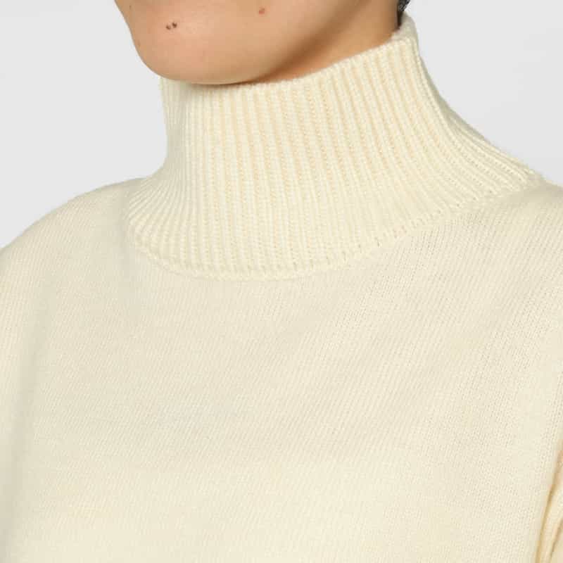 BARNEYS NEW YORK ウォッシャブル ハイネック ドロップショルダーニットプルオーバー WHITE