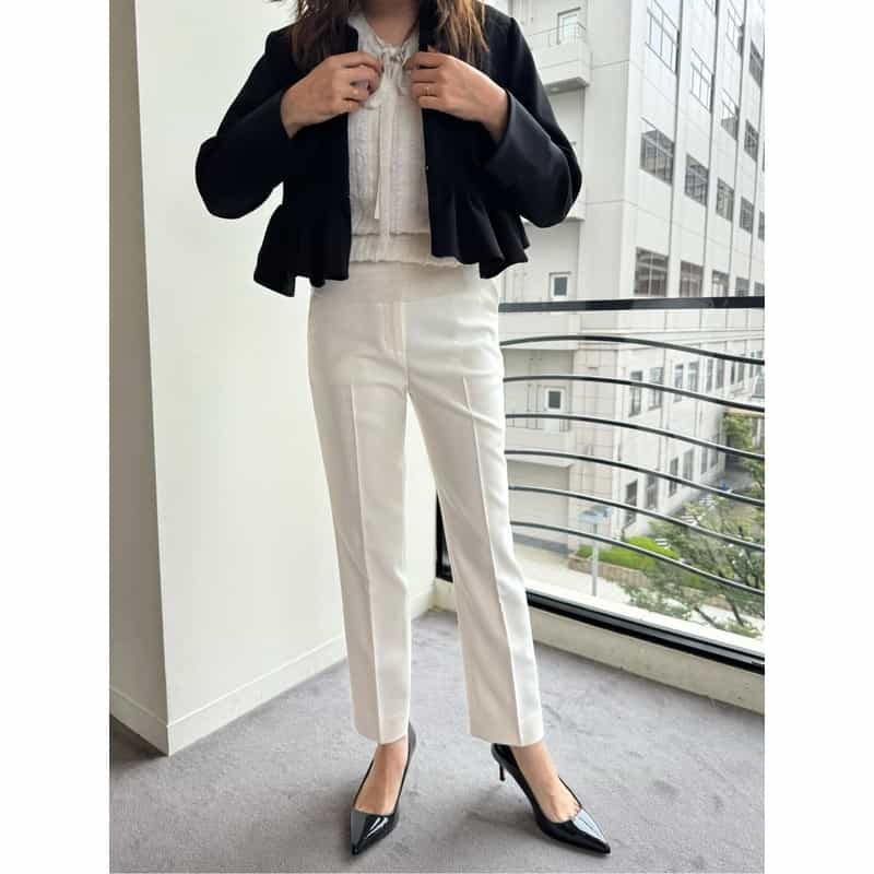 BARNEYS NEW YORK エナメル ポインテッドトゥパンプス BLACK