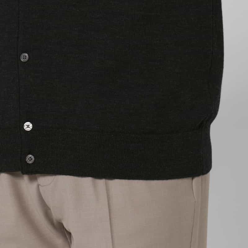 BARNEYS NEW YORK ロングスリーブスタンドカラーニットカーディガン（SUPER140s） DARK GRAY