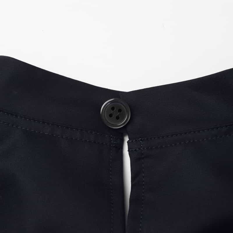 BARNEYS NEW YORK ウォッシャブル ハイネックデザインブラウス NAVY