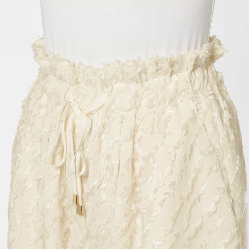 BARNEYS NEW YORK カットジャカード素材 ドローストリング付きワイドパンツ OFF WHITE