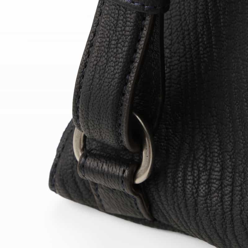 ETIAM ETIAM＜エティアム＞ トライアングル型ショルダーバッグ NAVY