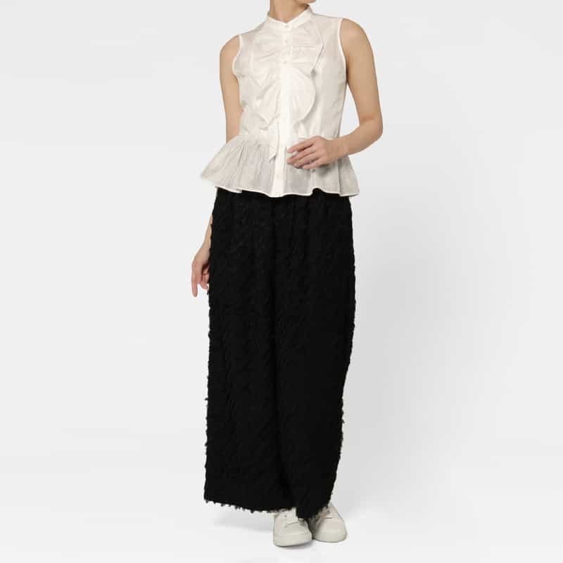 BARNEYS NEW YORK ウォッシャブル ラッフルデザインバンドカラーブラウス WHITE