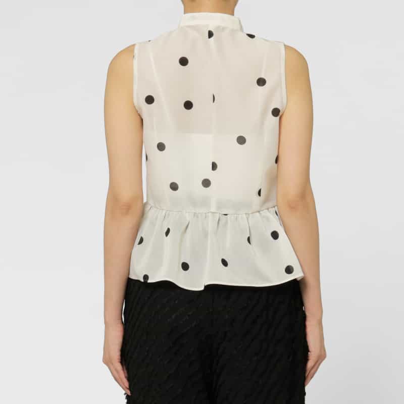 BARNEYS NEW YORK ウォッシャブル ドット柄ラッフルデザインバンドカラーブラウス WHITE