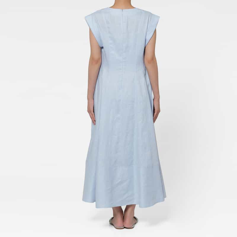 BARNEYS NEW YORK ウォッシャブル ソフトリネン素材Vネックフレアロングドレス（インナードレス付き） LIGHT BLUE