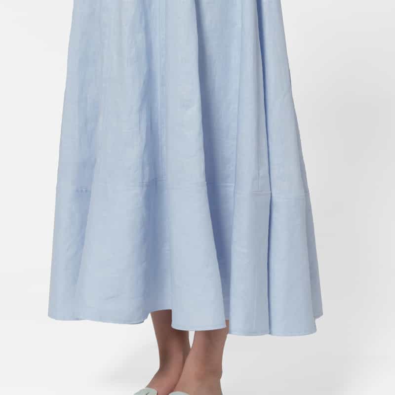 BARNEYS NEW YORK ウォッシャブル ソフトリネン素材Vネックフレアロングドレス（インナードレス付き） LIGHT BLUE
