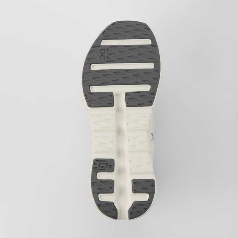 ON ON＜オン＞ スニーカー"CLOUDTILT" LIGHT GRAY