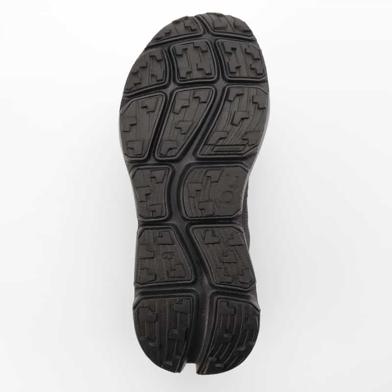 ON ON＜オン＞ スニーカー"Cloudsoma" BLACK