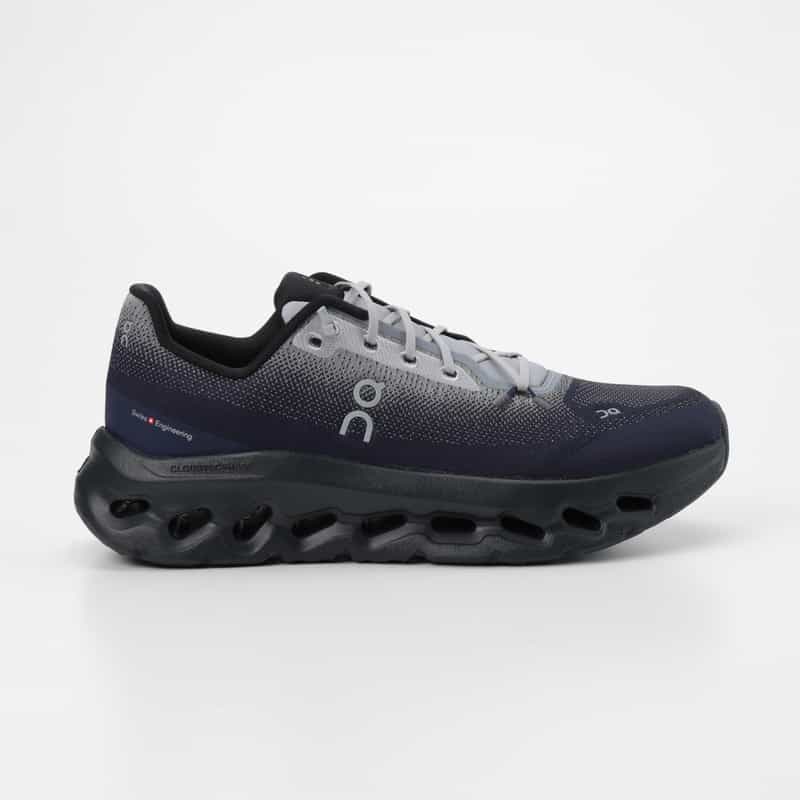 ON ON＜オン＞ スニーカー“CLOUDTILT" NAVY