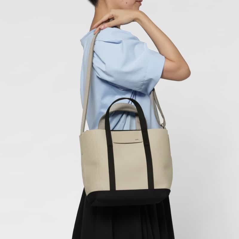 ZATTU ZATTU ＜ザッツ＞ トートバッグ "NEPPA MULTI-T2" IVORY