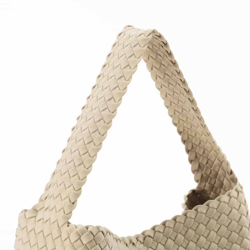 NAGHEDI NAGHEDI ＜ナゲディ＞ ワンハンドルバッグ “Nomad Medium Hobo“ IVORY