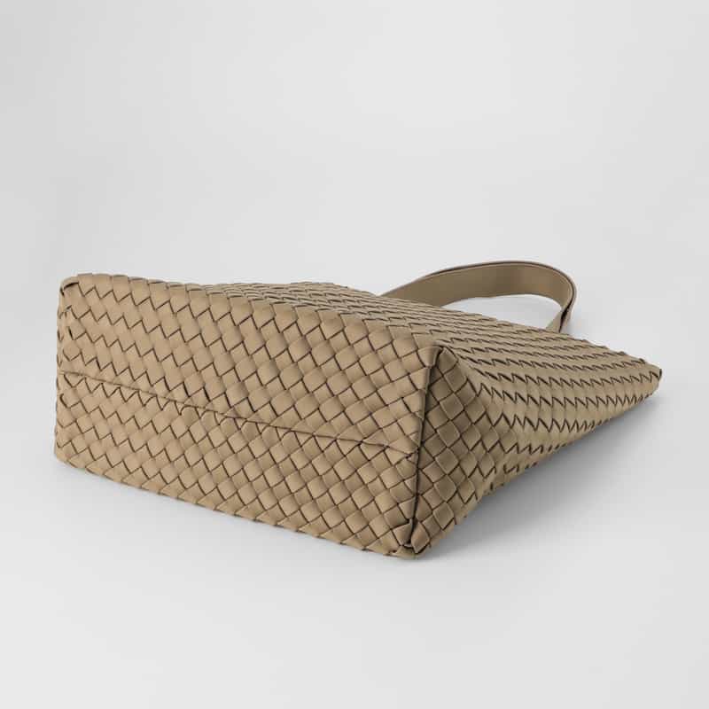 NAGHEDI NAGHEDI ＜ナゲディ＞ トートバッグ “Como Shopper Tote“ BEIGE