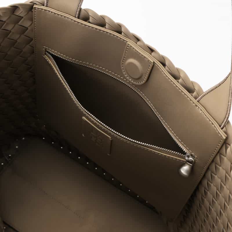 NAGHEDI NAGHEDI ＜ナゲディ＞ トートバッグ “Como Shopper Tote“ BEIGE