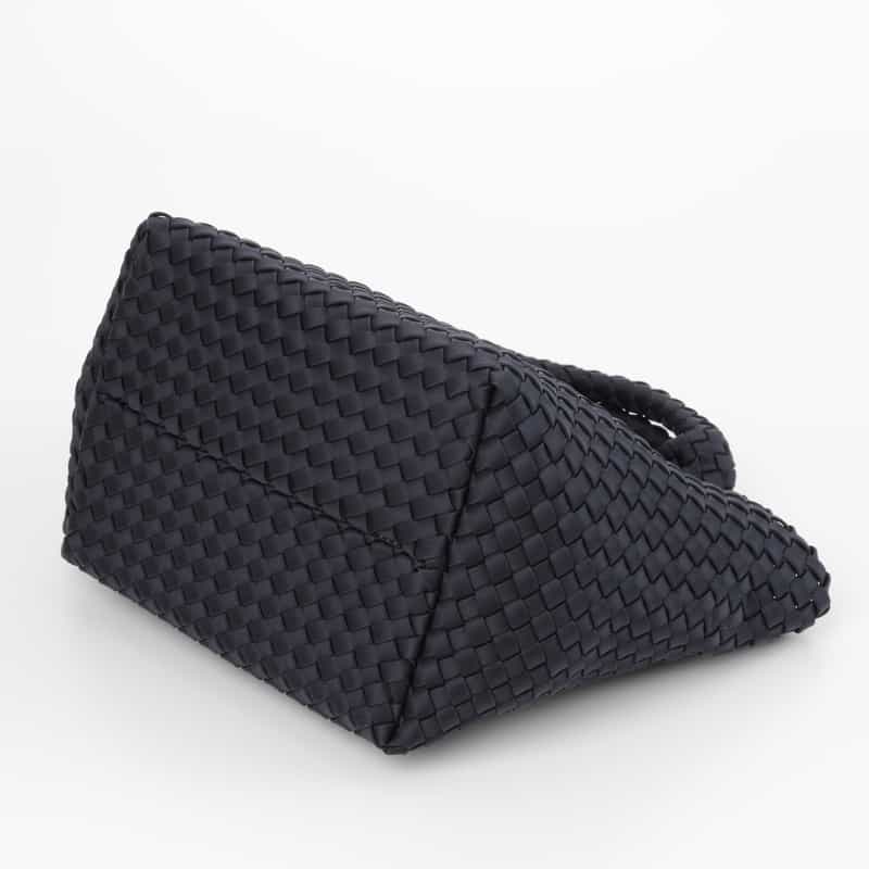 NAGHEDI NAGHEDI ＜ナゲディ＞ バーニーズ　ニューヨーク限定スモールトートバッグ “St Barths Small Tote“ DARK NAVY