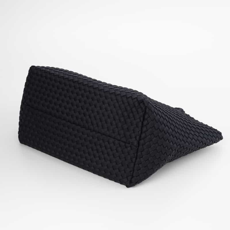 NAGHEDI NAGHEDI ＜ナゲディ＞ バーニーズ　ニューヨーク限定トートバッグ “St Barths Medium Tote“ DARK NAVY