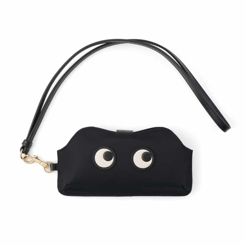 ANYA HINDMARCH ＜アニヤ ハインドマーチ＞ サングラスホルダー “EYES“
