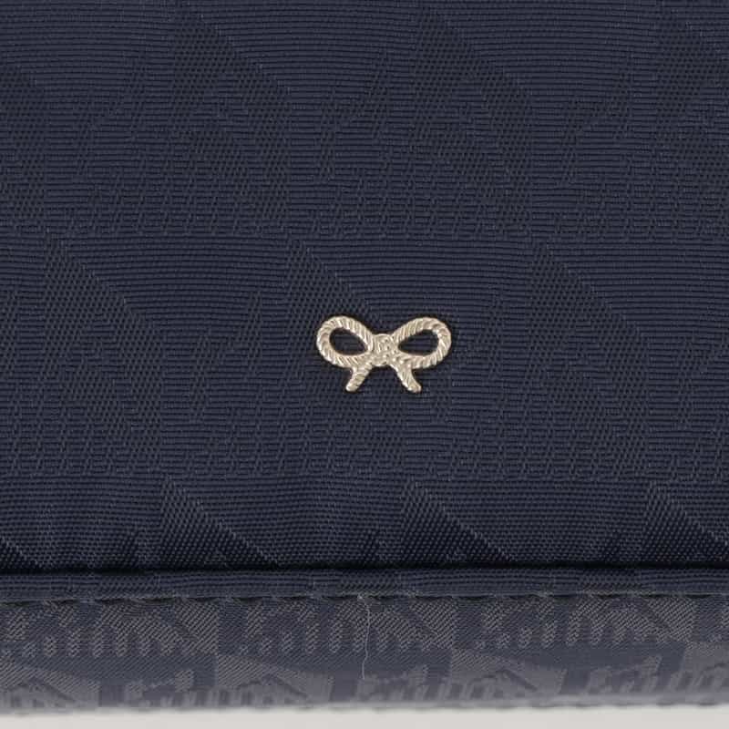 ANYA HINDMARCH ANYA HINDMARCH ＜アニヤ ハインドマーチ＞ AHロゴ・ガーリー・スタッフ・ポーチ NAVY
