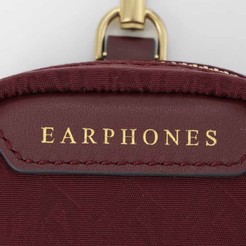ANYA HINDMARCH ANYA HINDMARCH ＜アニヤ ハインドマーチ＞ AHロゴ ナイロン イヤフォンポーチ WINE