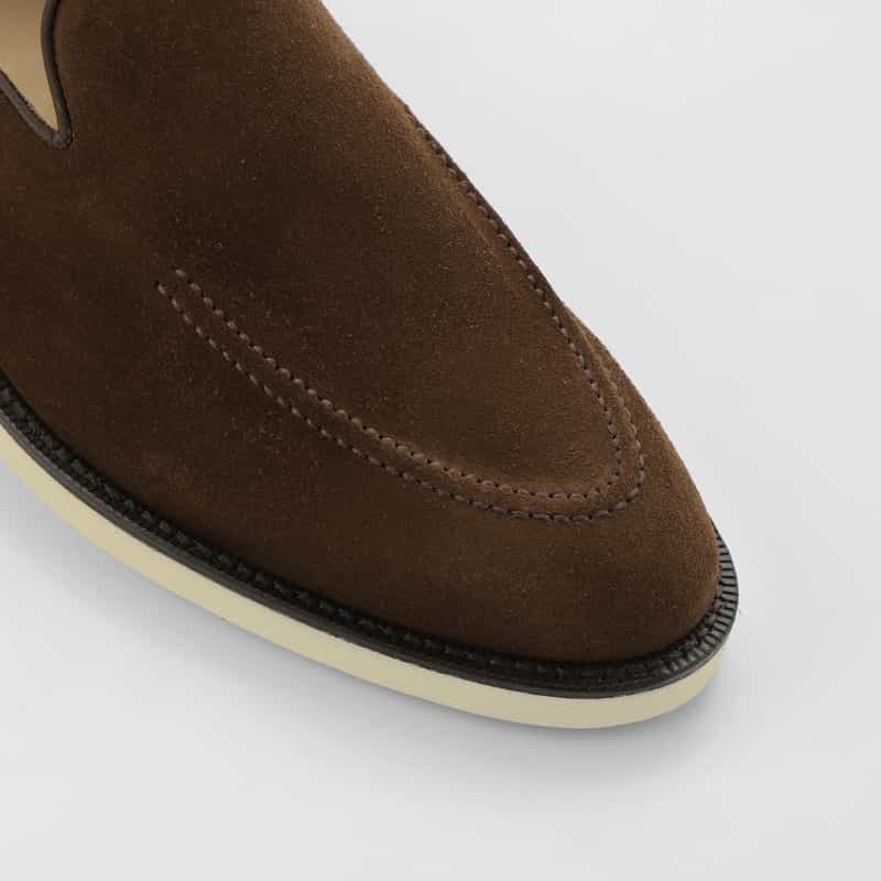 WH WH＜ダブルエイチ＞ スエード素材スリッポン BROWN